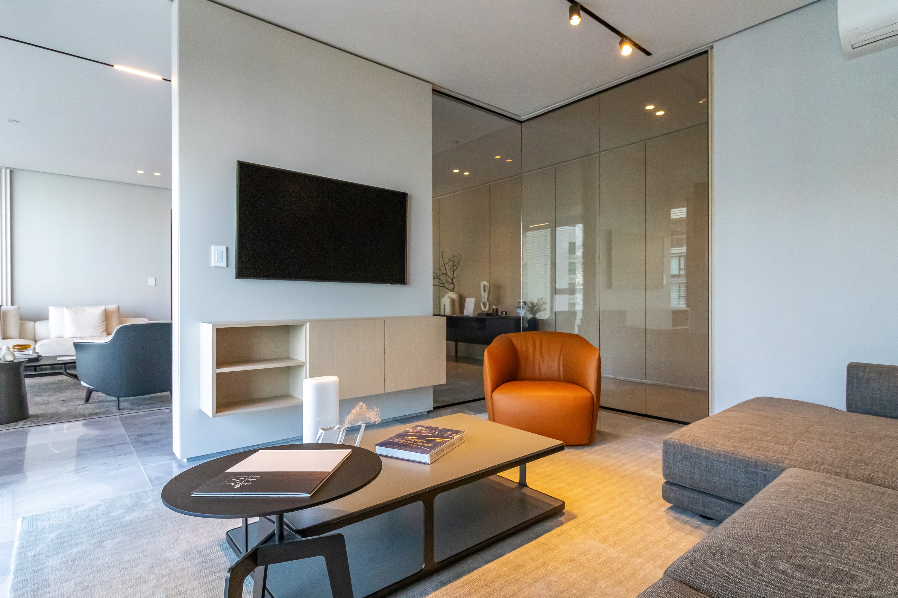 THE IVY - Entrega Futura